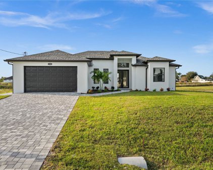 1326 Ne 19th Place, Cape Coral