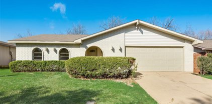7520 Four Winds  Drive, Fort Worth