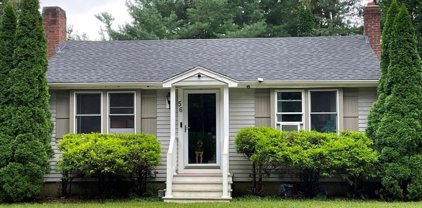 56 Chapel St, Pembroke
