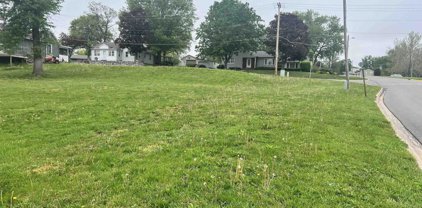Lot 1  Noth, Bloomfield