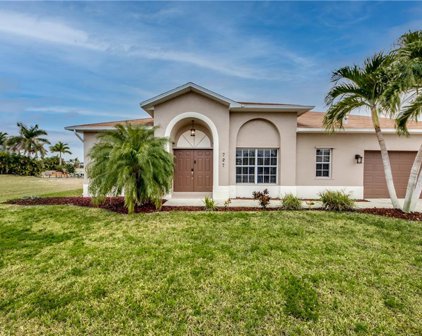 727 NW 38th Avenue, Cape Coral