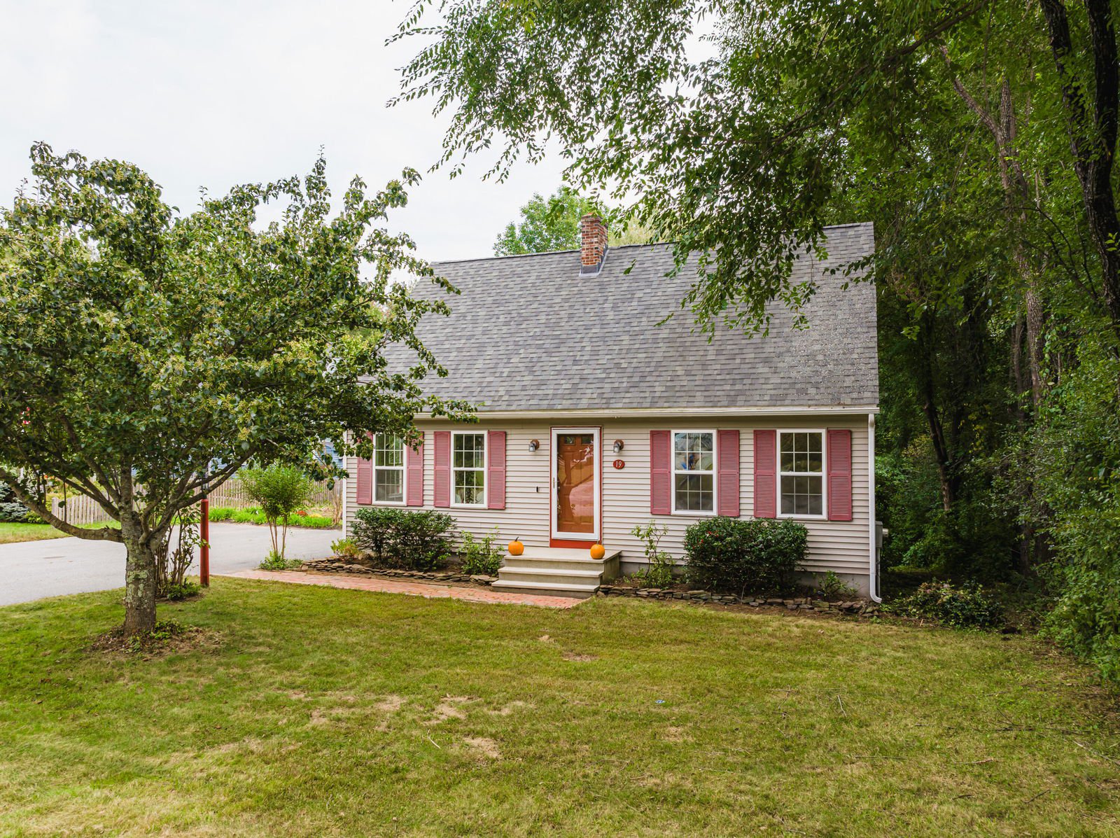 19 Willowdale Drive, Gorham, 04038