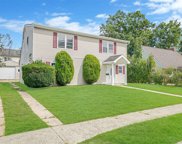 2475 Putnam Drive, East Meadow image