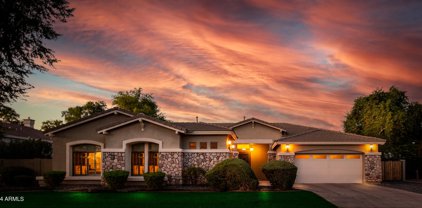 4276 E Meadowview Drive, Gilbert