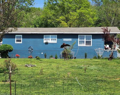1015 Statesville Rd, Watertown