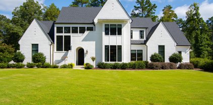 5137 Avalaire Oaks, Raleigh