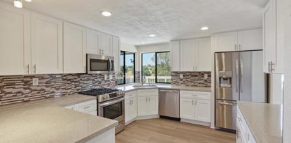 2893 Alta Vista Drive, Fallbrook