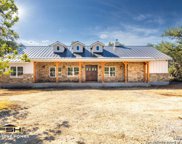 112 Sparrow Hawk Tr, Boerne image