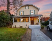 332 Lakeview Avenue, Rockville Centre image