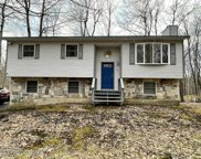 2104 Titania Road, Tobyhanna image