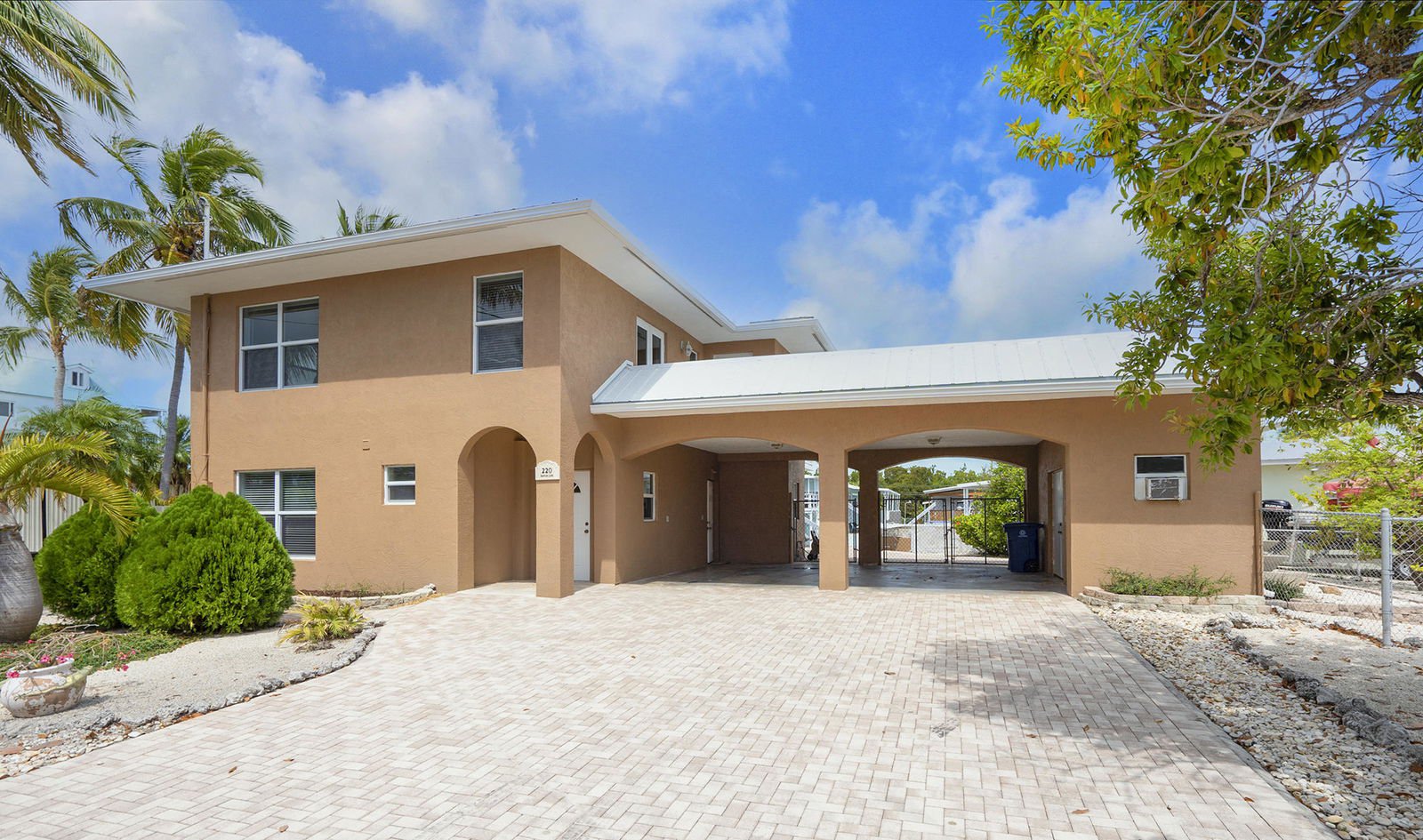220 Banyan Lane, Tavernier, 33070