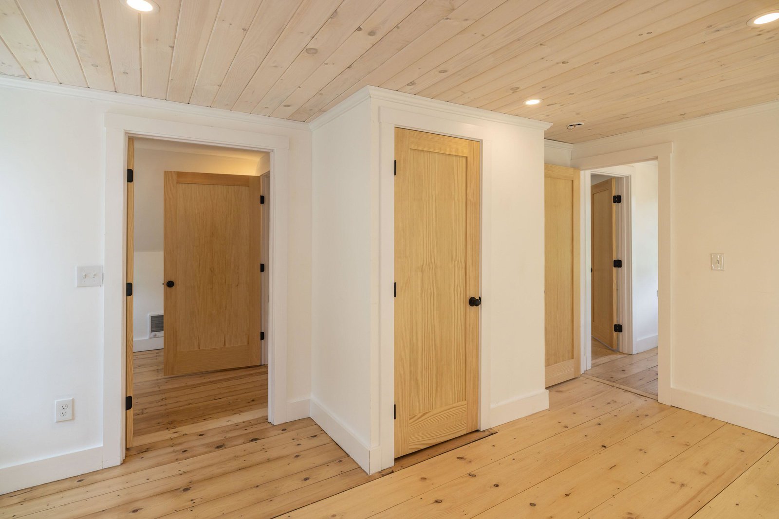 156 Beechwood Street, Thomaston, 04861