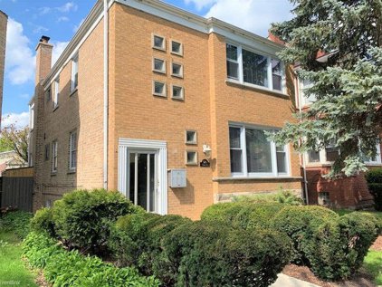 5240 W Cullom Avenue, Chicago