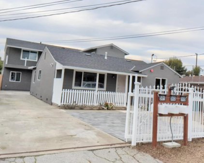 561 4th AVE, Redwood City
