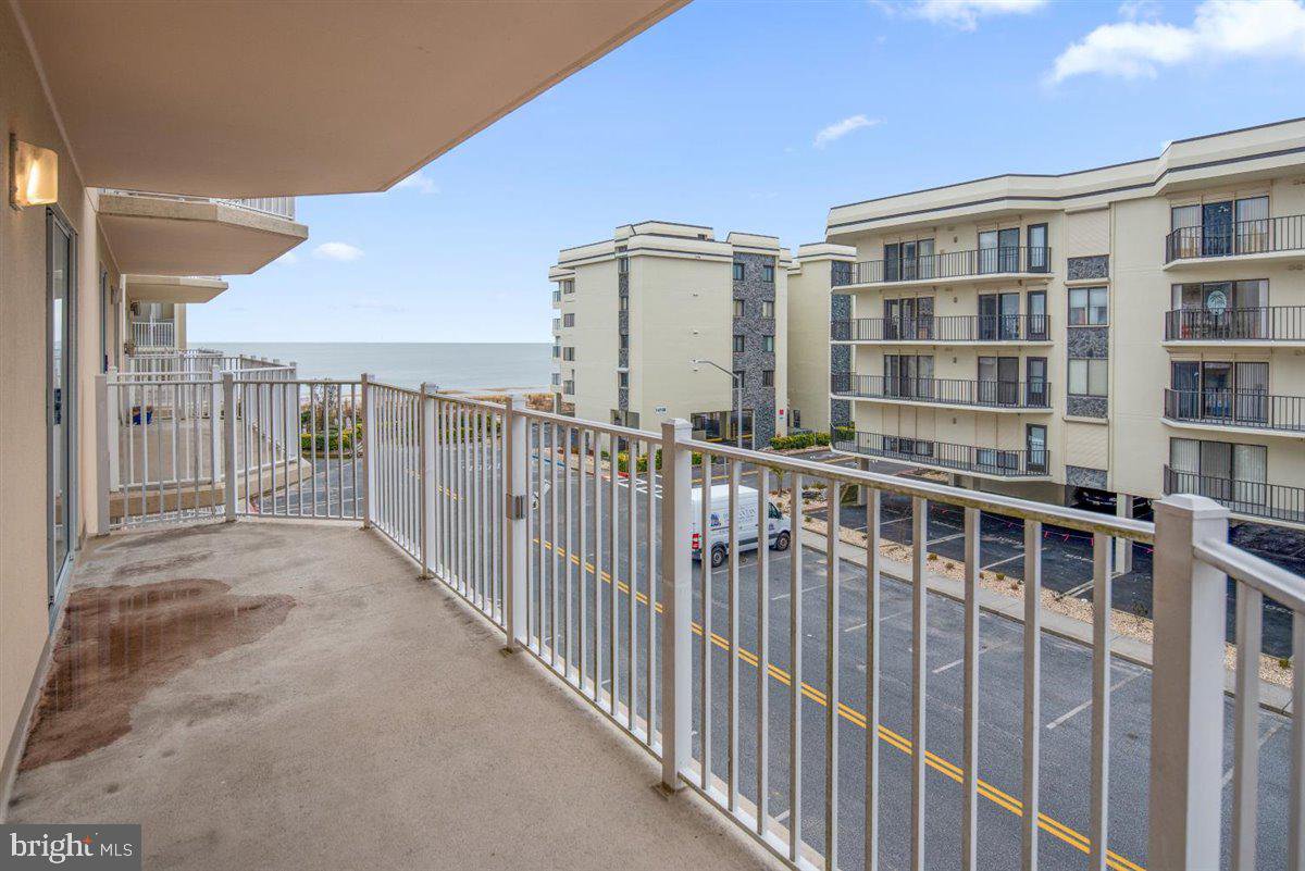 4 142nd Street Unit 203, Ocean City MD 21842