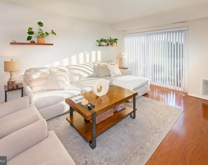 1931 N Cleveland St Unit #609, Arlington