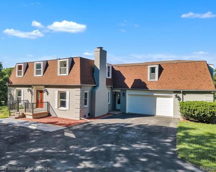 7990 Rattalee Lake, Independence Twp