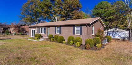 785 New Hope Rd, Manchester