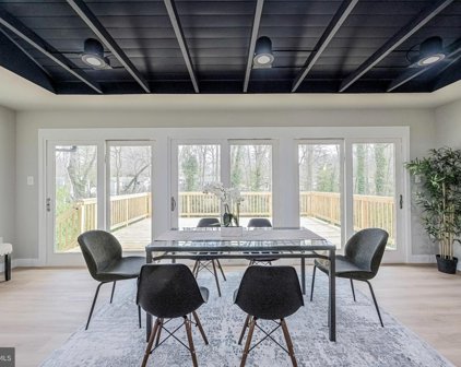 4405 San Carlos Dr, Fairfax