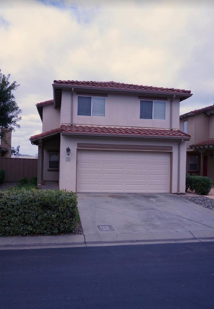 Salinas Real Estate Salinas Home for Sale with 3 bedrooms and 3 baths