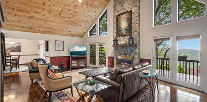 331 Pinnacle Ridge Road, Beech Mountain