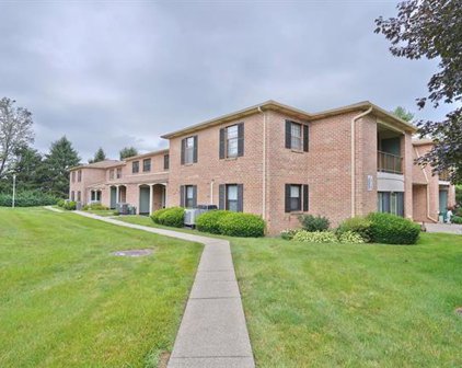 2686 Rolling Green, Lower Macungie Township
