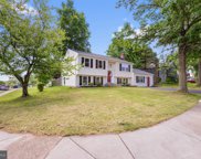 1008 Pembrook St, Herndon image