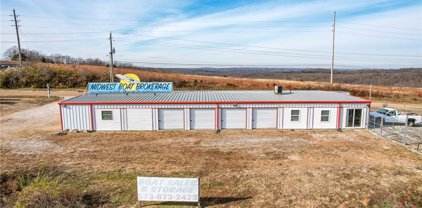 140 N. Frontage Road, Osage Beach