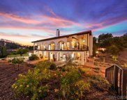 2910 Hill Valley Dr, Escondido image