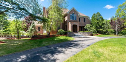 475 New Boston Road, Bedford