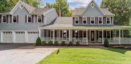 7520 Ox Rd, Fairfax Station