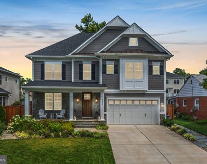 4405 Colchester Dr, Kensington