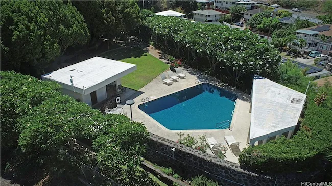 1010 Wilder Pool