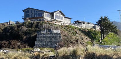 16220 Gilbert, Smith River
