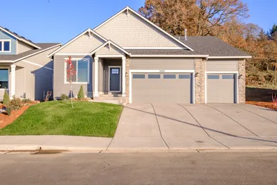 The Elliott 5422 Bell Lot 182