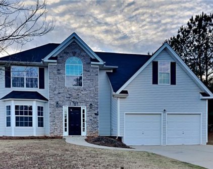 4545 Waving Willow Court, Douglasville