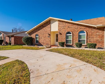 414 Woodhurst  Drive, Coppell