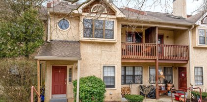 255 Walnut Springs Ct, West Chester