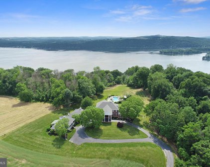 181 Ridgewood Ct, Columbia