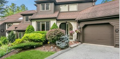 13 Cotswold Drive, North Salem