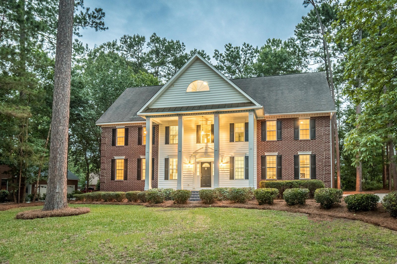 MLS 19018300 Coosaw Creek Country Club 4293 Club Course Drive, North