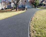 10128 Lakehaven Ct, Burke image