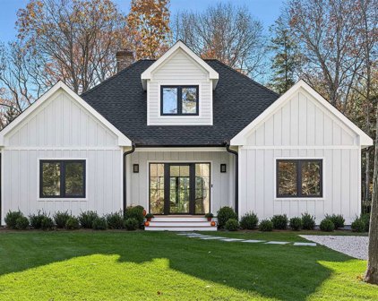 4 Flint Lock Lane, East Hampton