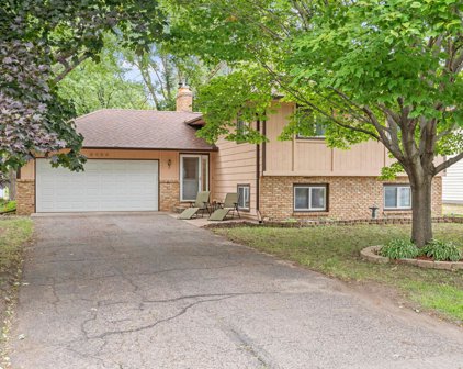 8484 Sunnyside Road, Mounds View