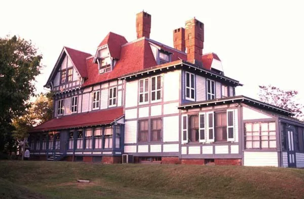 Victorian Stick Home