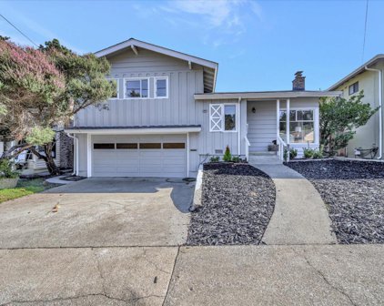 247 Cuesta DR, South San Francisco
