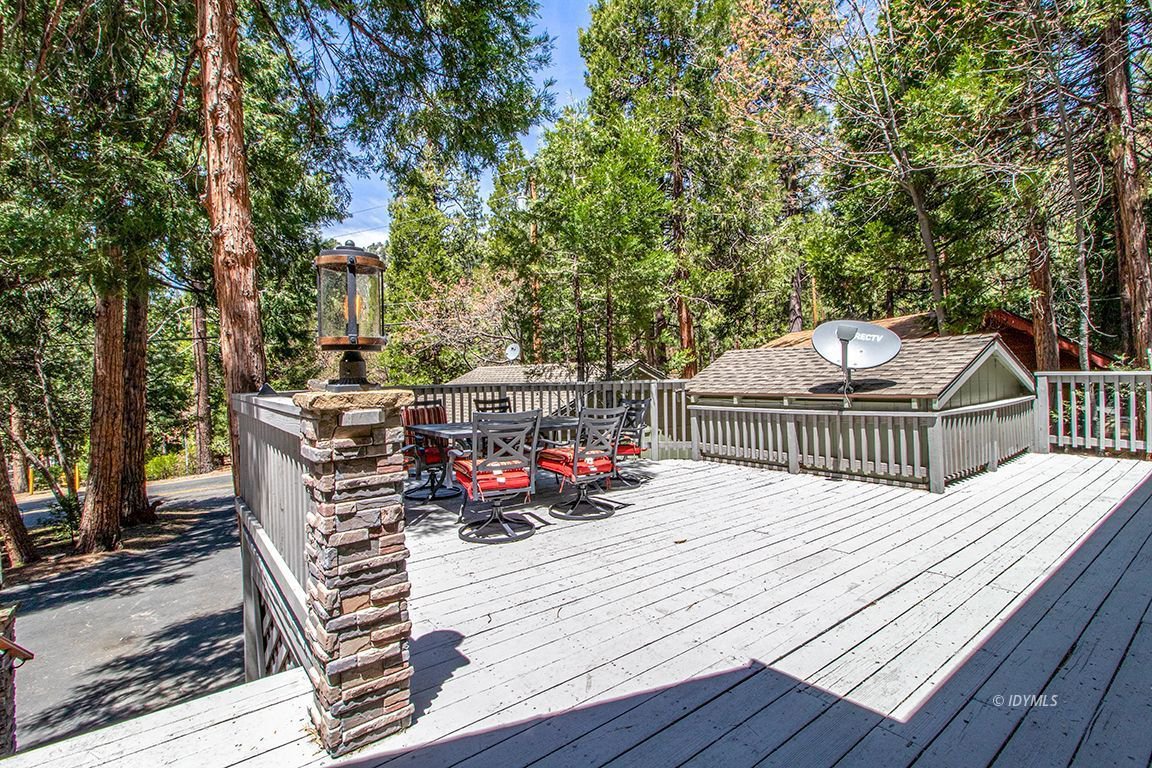 25104 Fern Valley Rd, Idyllwild, 92549