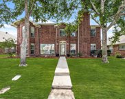 925 Fenimore  Drive, Lewisville image