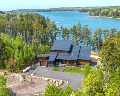 54 Ocean Ridge Road, Cushing