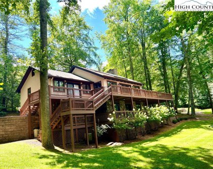 1743 Sage Valley Circle, Mountain City